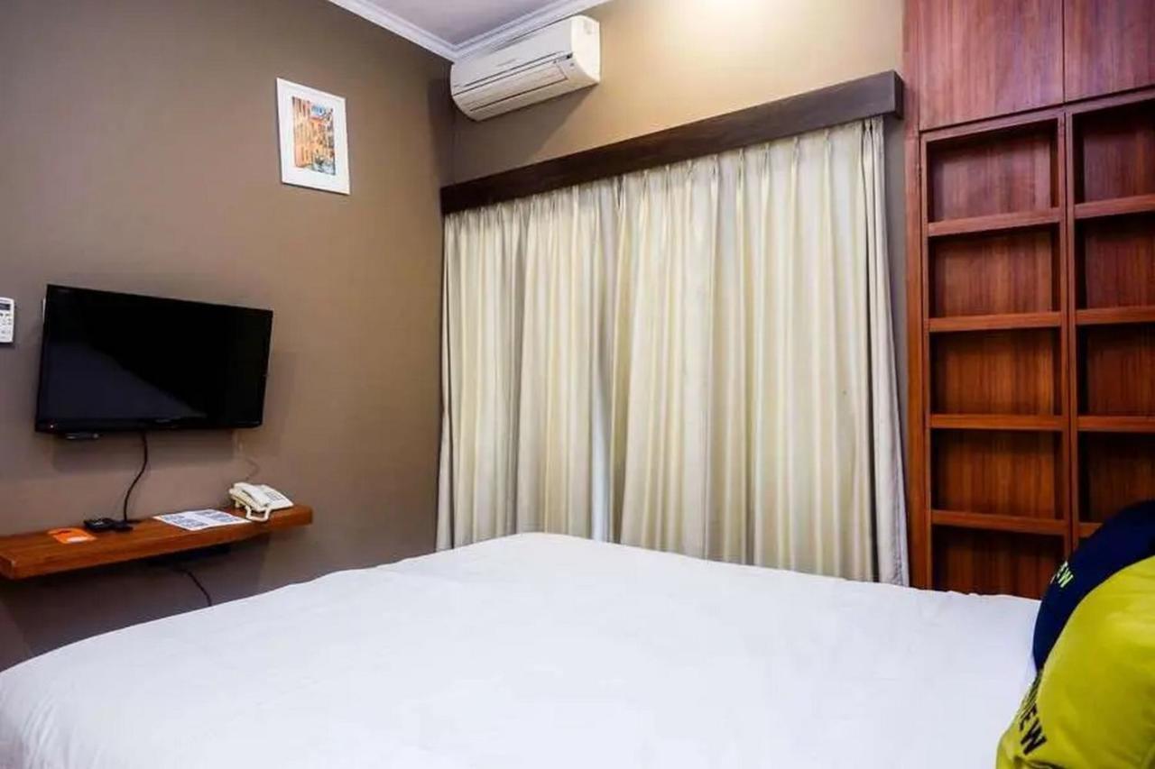 Urbanview Rumah Kandjani Yogyakarta Kejayan 외부 사진